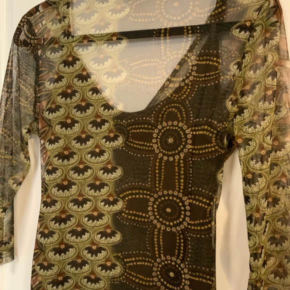 Woman’s rich earth tone, see through top with  matching cami. - Picture 10 of 13